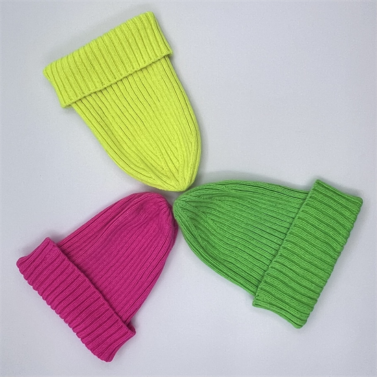 Шапки 50% Меринос, 30% Ангора, 20% ПА 1660